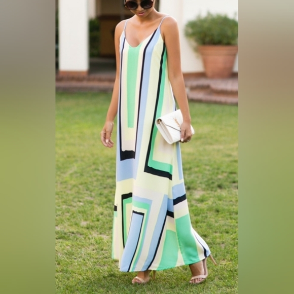 Maeve Dresses & Skirts - Maeve maxi dress